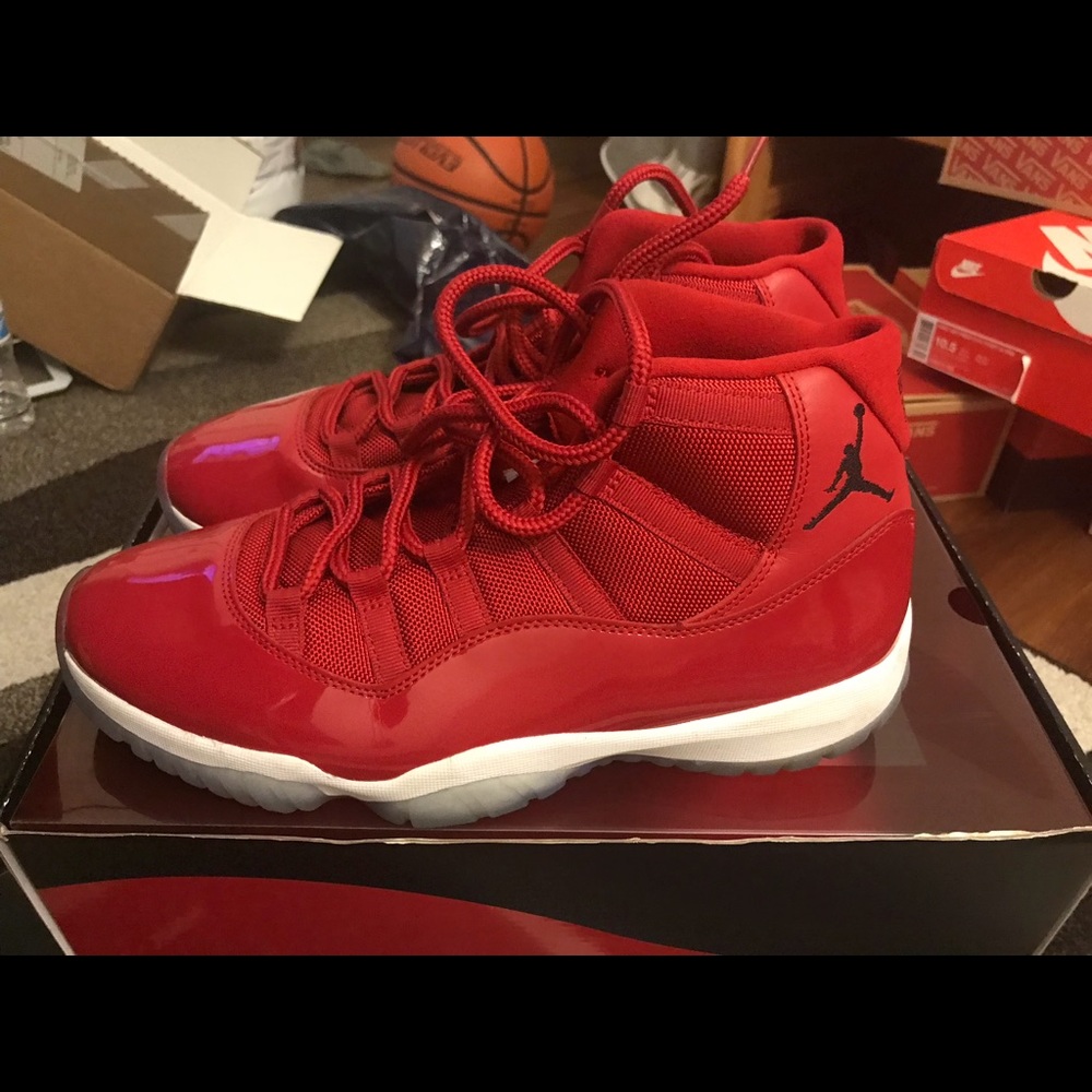 Air Jordan 11